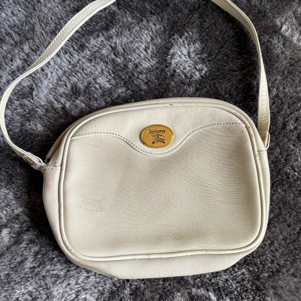 RARE Burberry VINTAGE Pre-Loved Crossbody Bag in White